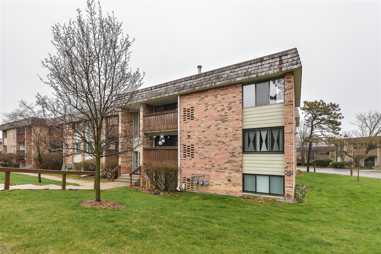 1265 South Maple Road, Unit : 305 / BLDG: 1265 Ann Arbor, MI 48103 - Photo 12 of 12