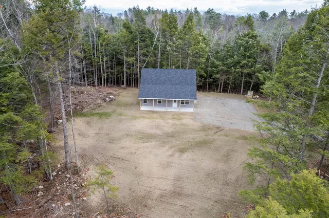 $400,000 | 19 Hemlock Lane, Whitefield, ME 04353