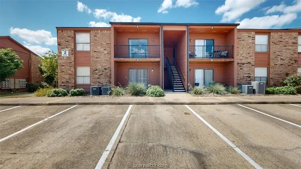 $1,200 | 904 University Oaks Boulevard, Unit 85, College Station, TX 77840