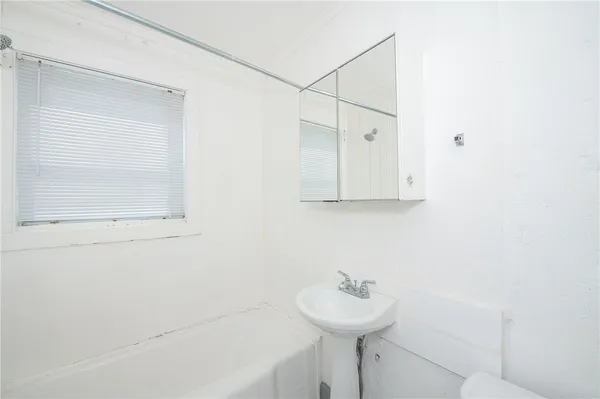 $940 | 206 South Sims Avenue, Unit A, Bryan, TX 77803