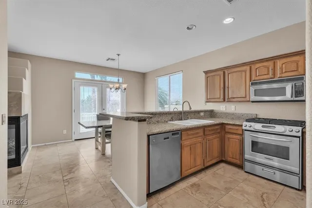 $2,100 | 5187 Caprock Canyon Avenue, Las Vegas, NV 89139