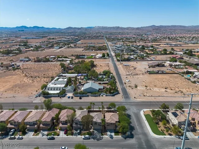 $2,100 | 5187 Caprock Canyon Avenue, Las Vegas, NV 89139