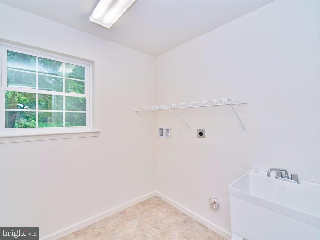 3207 Hill Road, Unit 6 Elizabethtown, PA 17022 - Photo 15 of 25 Gallery Image 15