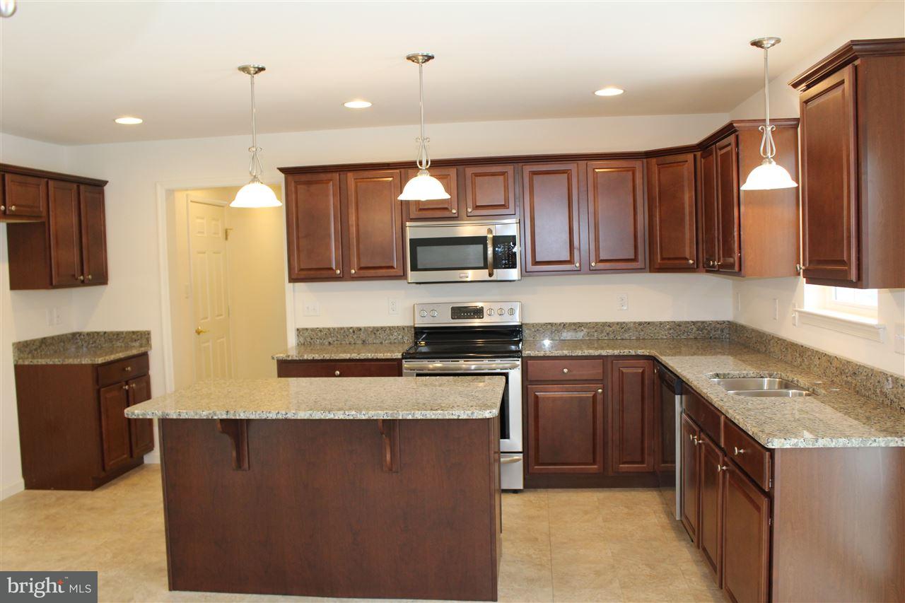 3207 Hill Road, Unit 6 Elizabethtown, PA 17022 - Photo 7 of 25 Gallery Image 7