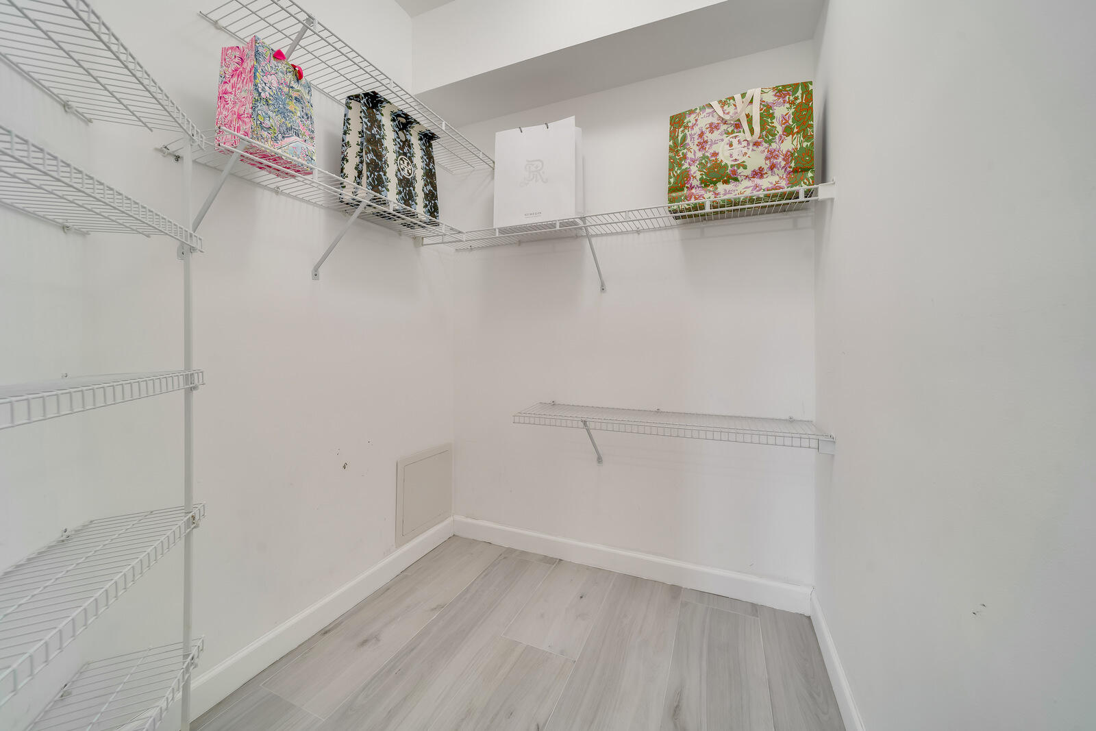 7546 La Paz Boulevard, Unit 106 Boca Raton, FL 33433 - Photo 22 of 66 #2 of 2 walk in closets