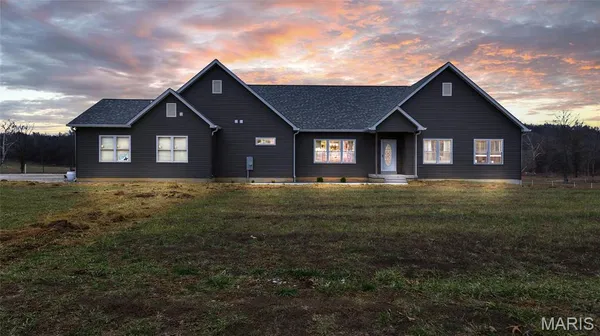 $725,000 | 3700 State Rd V, De Soto, MO 63020