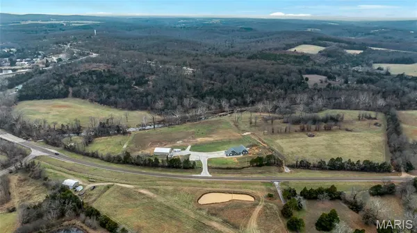 $725,000 | 3700 State Rd V, De Soto, MO 63020