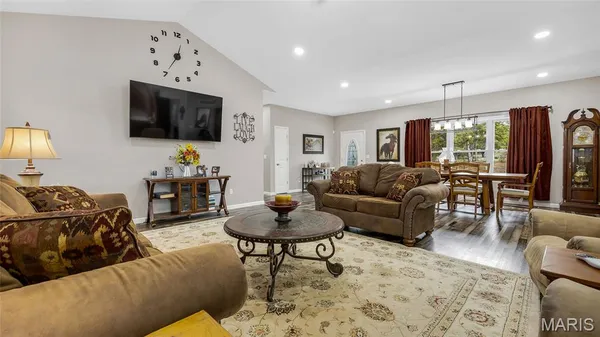 $725,000 | 3700 State Rd V, De Soto, MO 63020