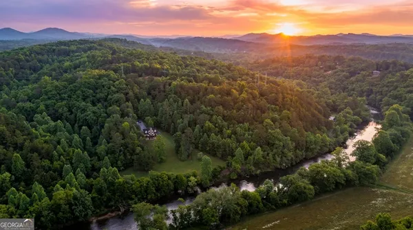 $1,995,000 | 661 North Toccoa River Road, Mineral Bluff, GA 30559