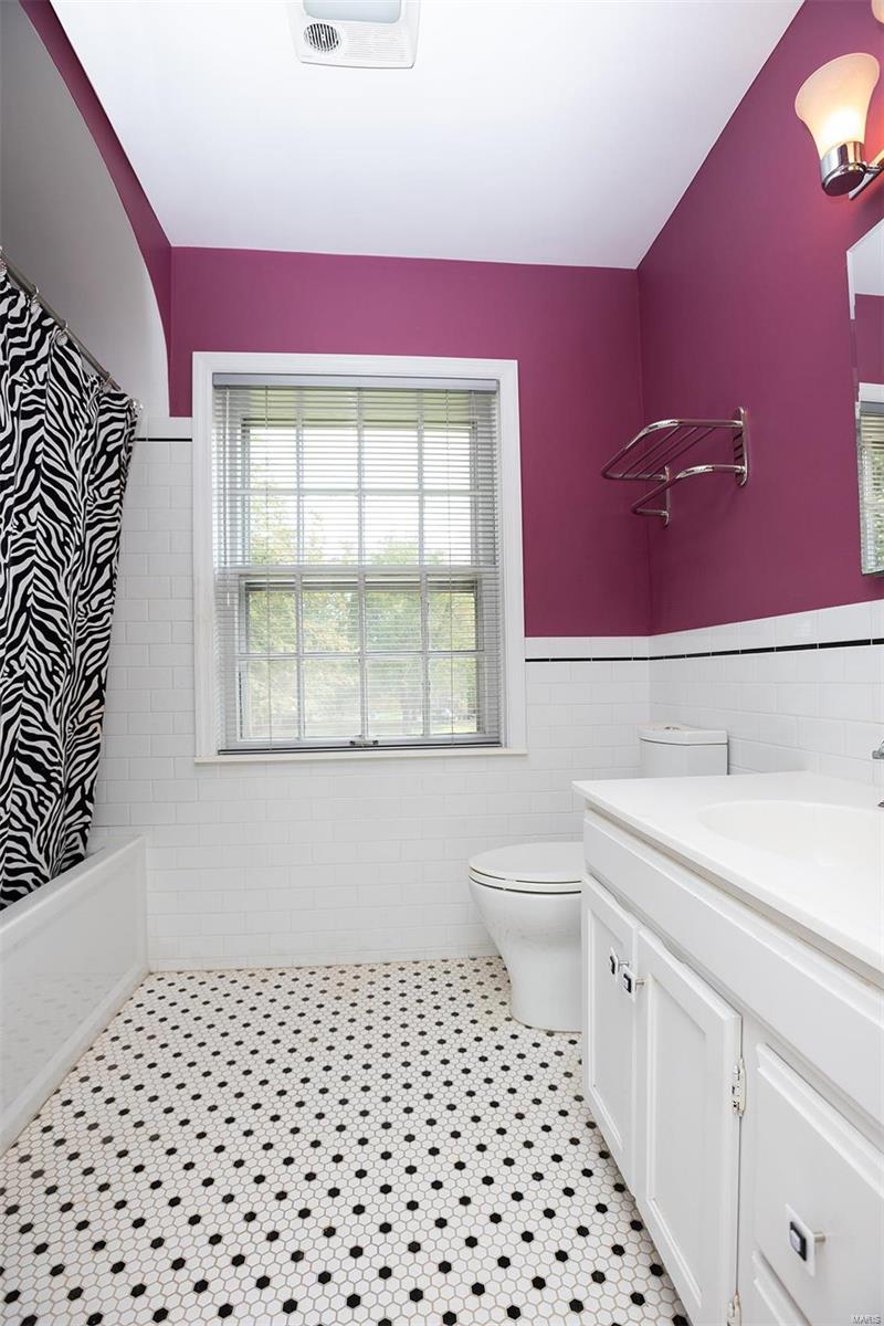 75 Highgate Road Olivette, MO 63132 - Photo 14 of 22