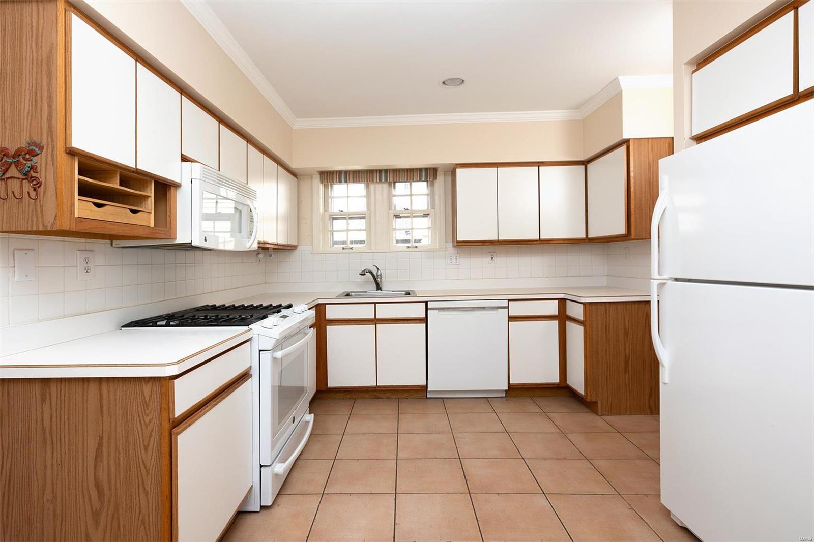 75 Highgate Road Olivette, MO 63132 - Photo 5 of 22