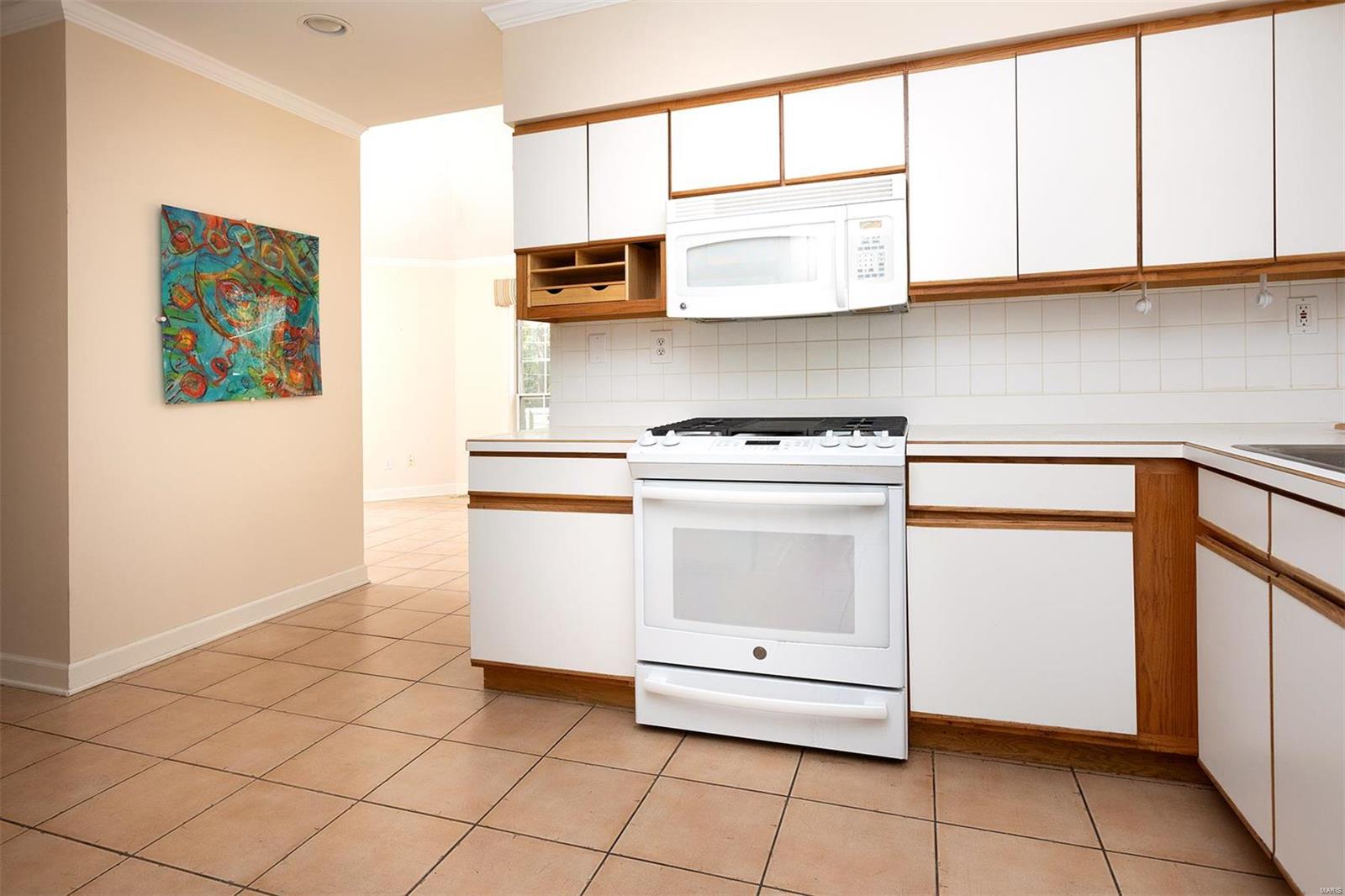 75 Highgate Road Olivette, MO 63132 - Photo 6 of 22