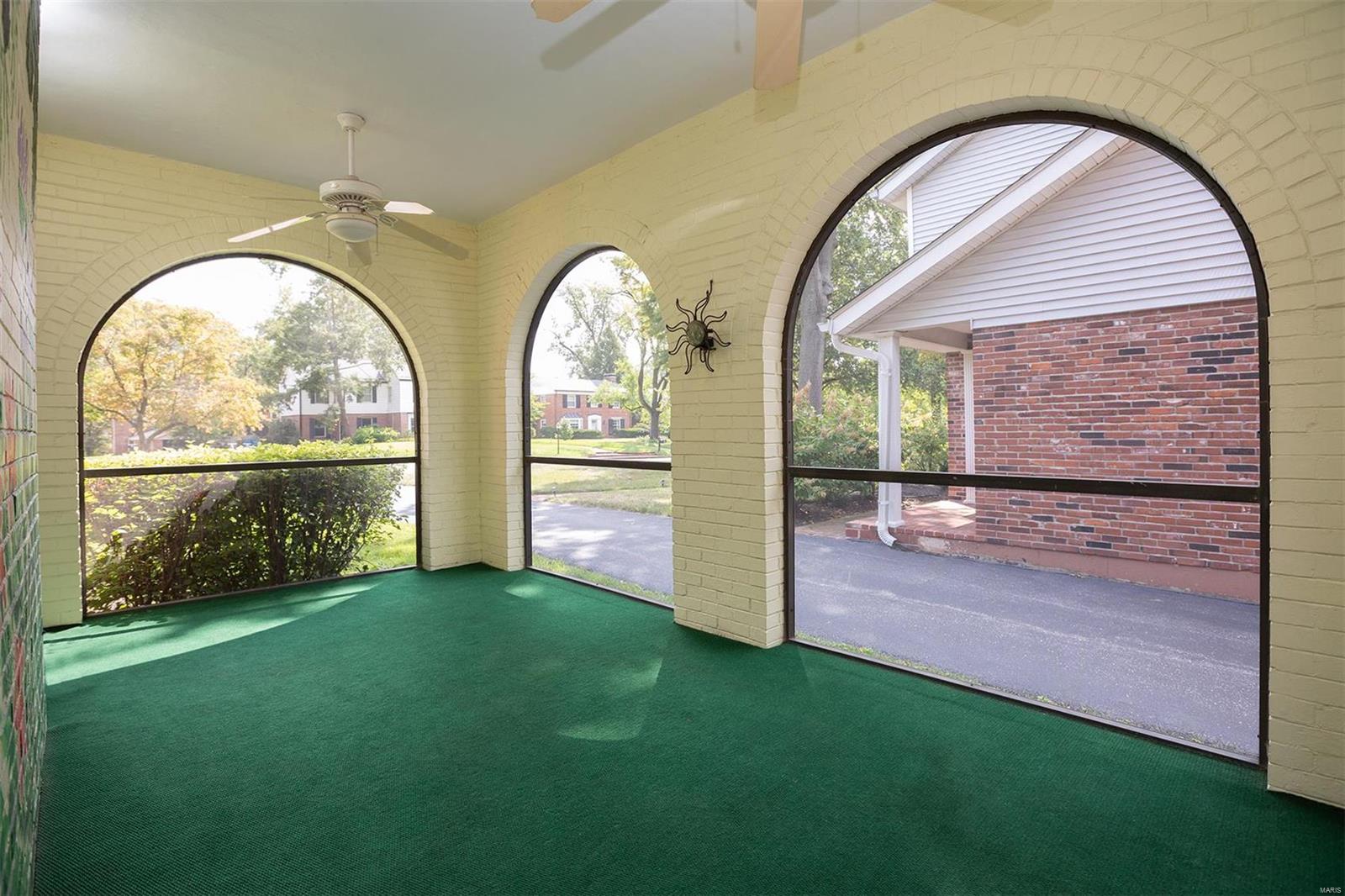 75 Highgate Road Olivette, MO 63132 - Photo 9 of 22