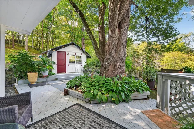 $849,000 | 1795 Hunterbrook Road, Yorktown Heights, NY 10598