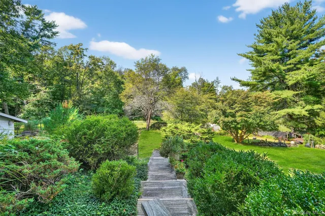 $849,000 | 1795 Hunterbrook Road, Yorktown Heights, NY 10598