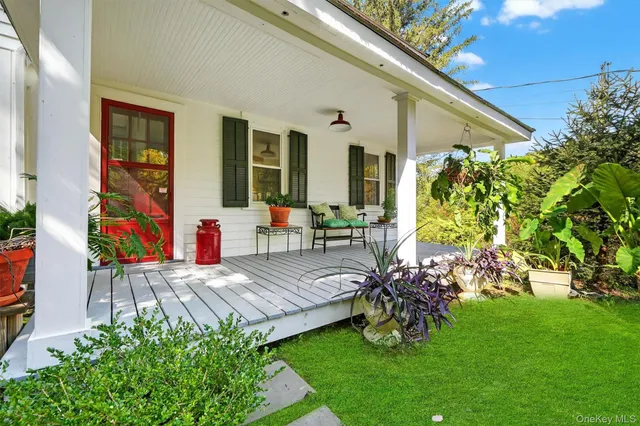 $849,000 | 1795 Hunterbrook Road, Yorktown Heights, NY 10598