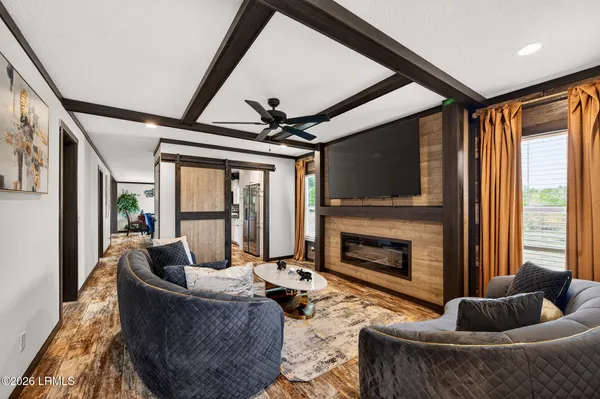 $300,000 | 90 Bomar Place, Walterboro, SC 29488