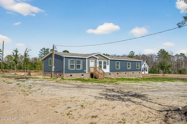 $300,000 | 90 Bomar Place, Walterboro, SC 29488