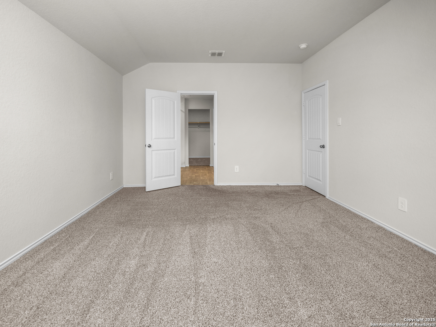 552 Chaco Loop Seguin, TX 78155 - Photo 17 of 24