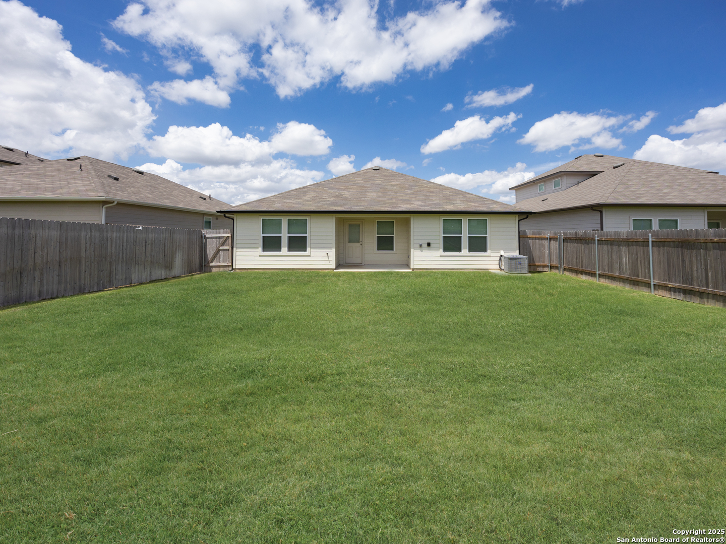 552 Chaco Loop Seguin, TX 78155 - Photo 23 of 24