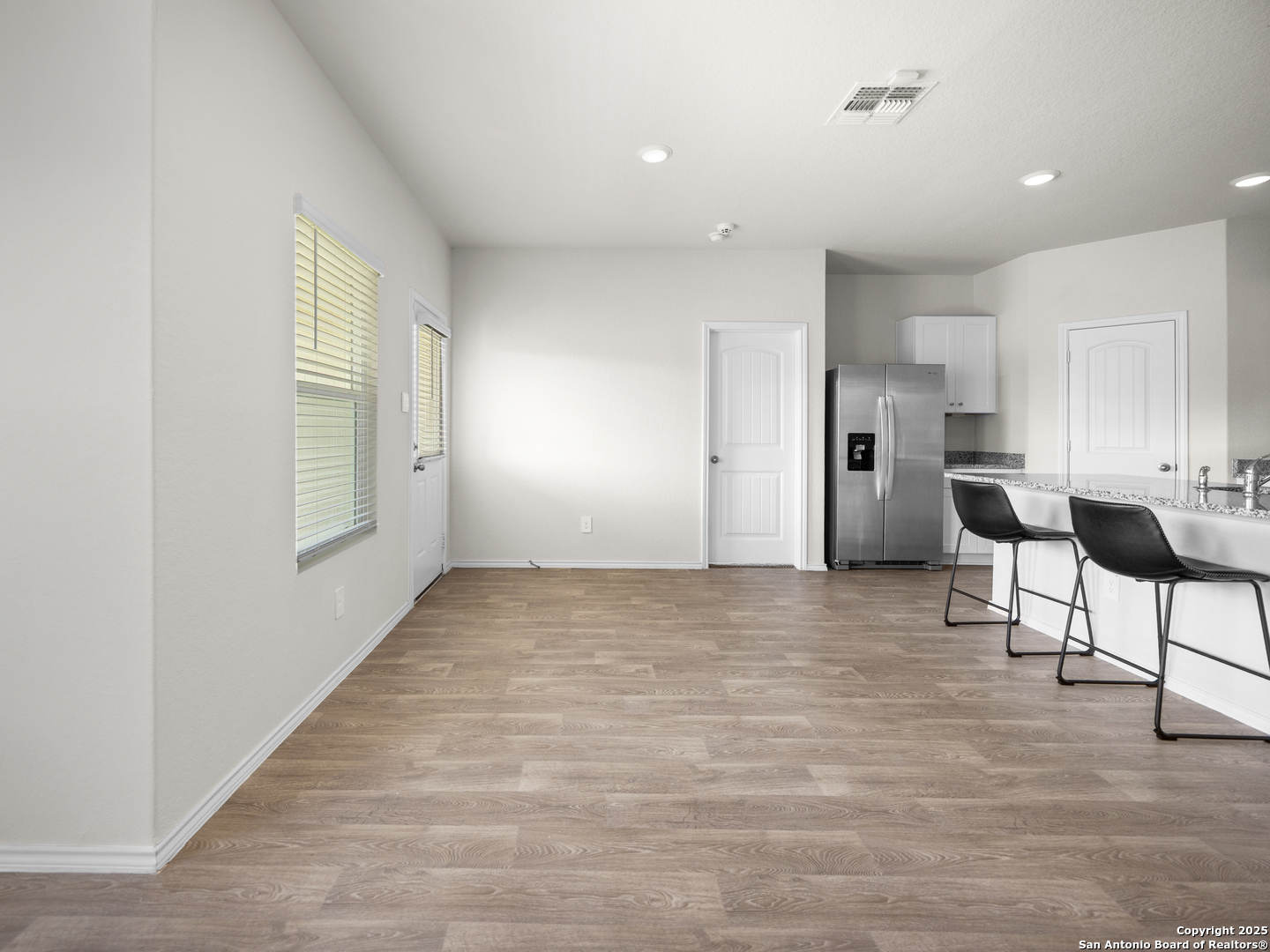 552 Chaco Loop Seguin, TX 78155 - Photo 9 of 24