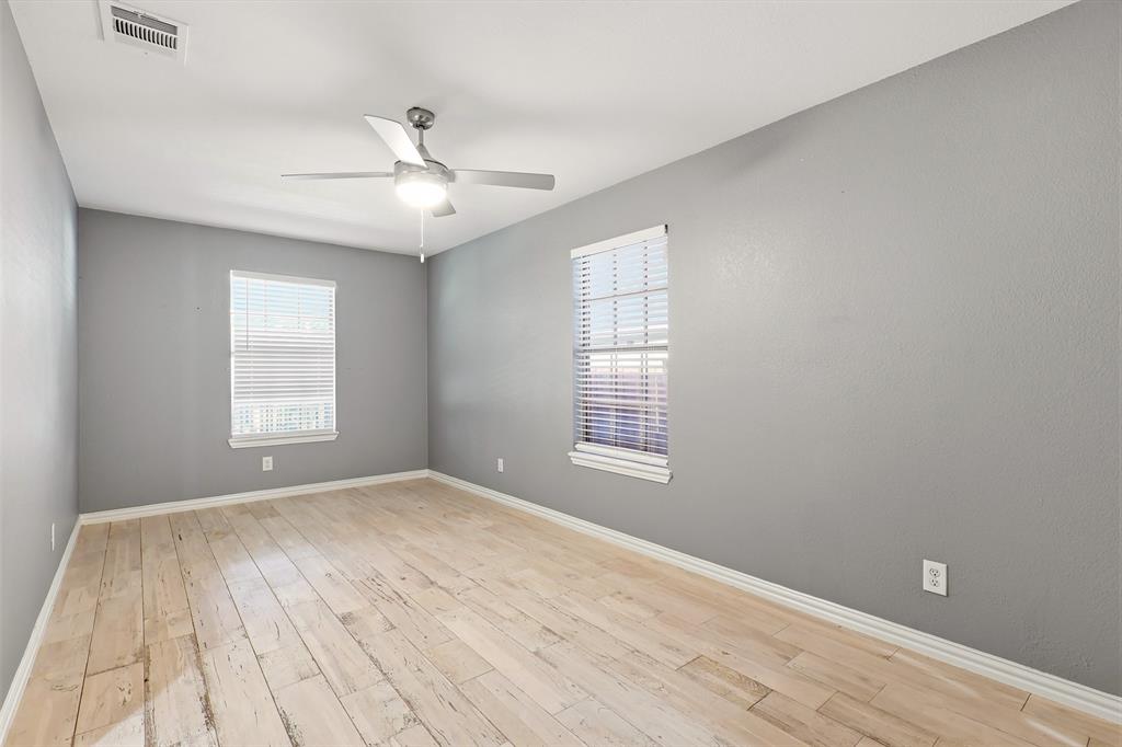 2610 Sharon Street Dallas, TX 75211 - Photo 18 of 29