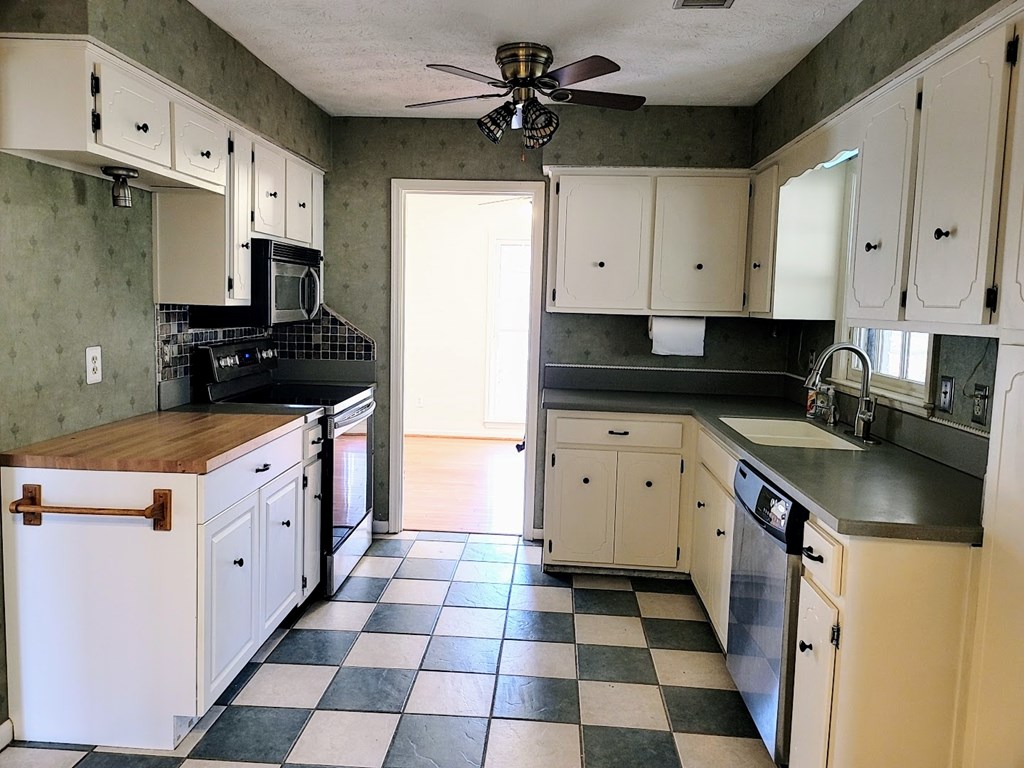 11 Copperhead Road Seale, AL 36875 - Photo 18 of 51 Gallery Image 18