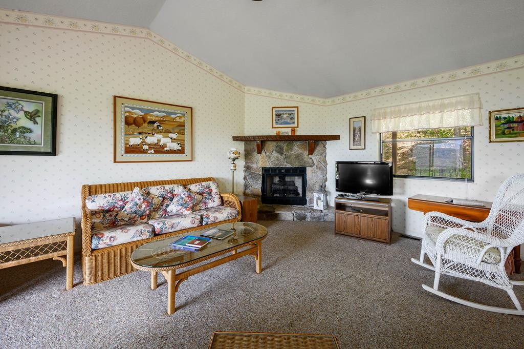881 Lloyd Huskey Road Pigeon Forge, TN 37863 - Photo 13 of 27