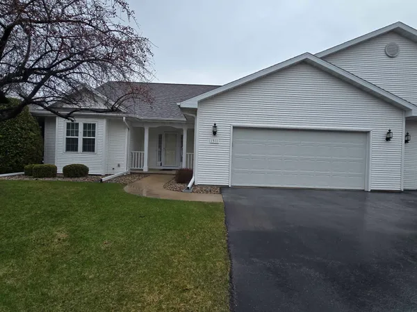 $328,000 | 1511 Dickenson Court, Neenah, WI 54956