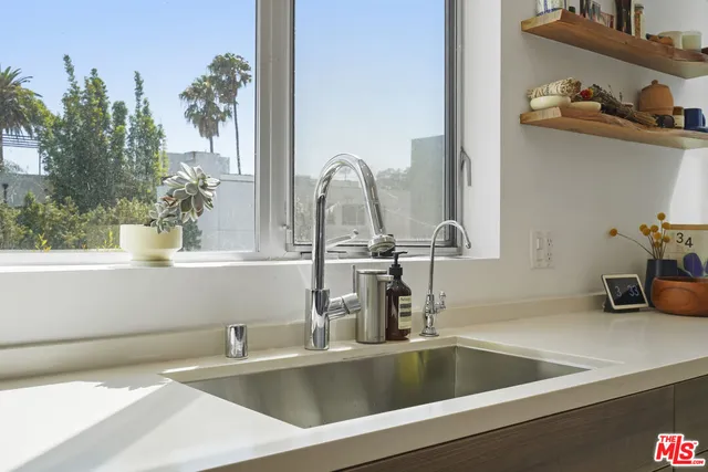 a close view of sink and tap