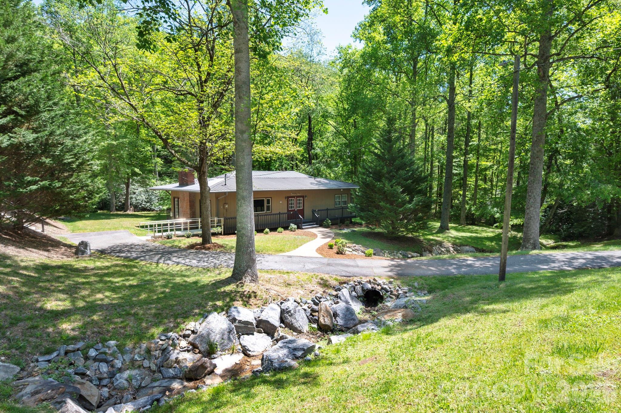 14 Weeping Cherry Forest Road Fairview, NC 28730 - Photo 29 of 44
