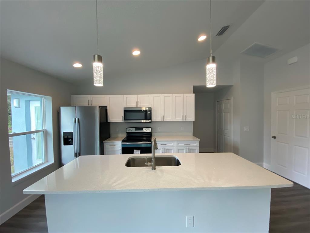 3938 Southwest 161st Loop Ocala, FL 34473 - Photo 8 of 26