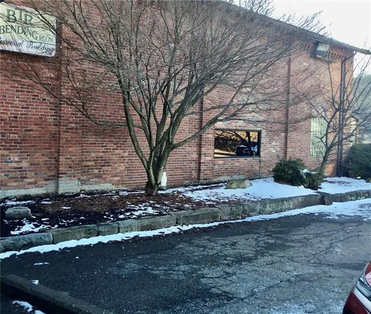 $1,200 | 418 3rd Avenue, Ford City, PA 16226