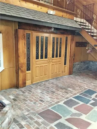 $1,200 | 418 3rd Avenue, Ford City, PA 16226