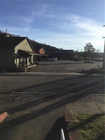 $1,200 | 418 3rd Avenue, Ford City, PA 16226