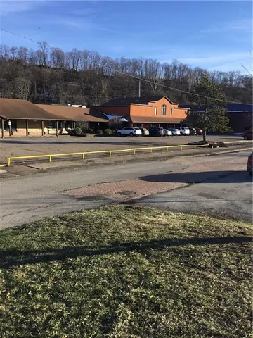 $1,200 | 418 3rd Avenue, Ford City, PA 16226