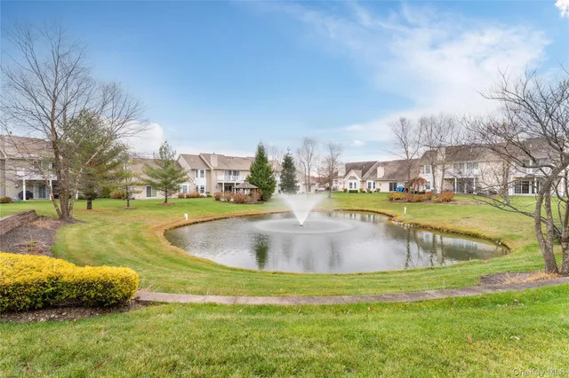 $589,999 | 230 Ira Road, Unit 230, Mount Sinai, NY 11766