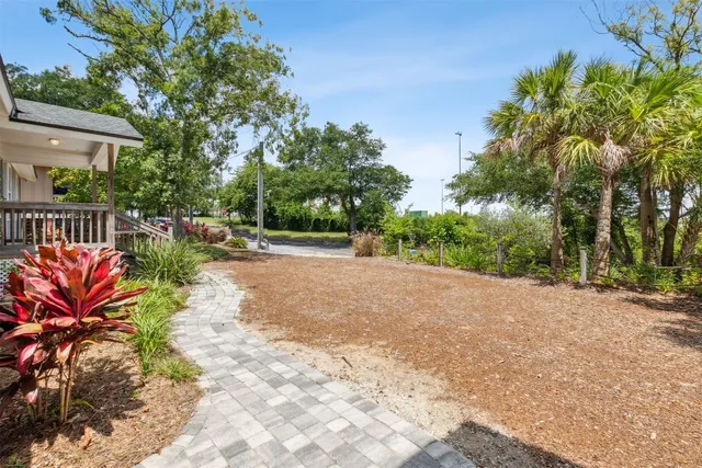 $3,200 | 412 Escambia Street, Fernandina Beach, FL 32034