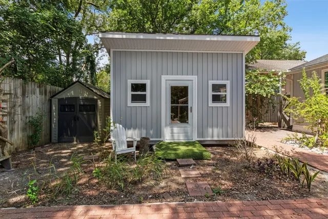 $3,200 | 412 Escambia Street, Fernandina Beach, FL 32034