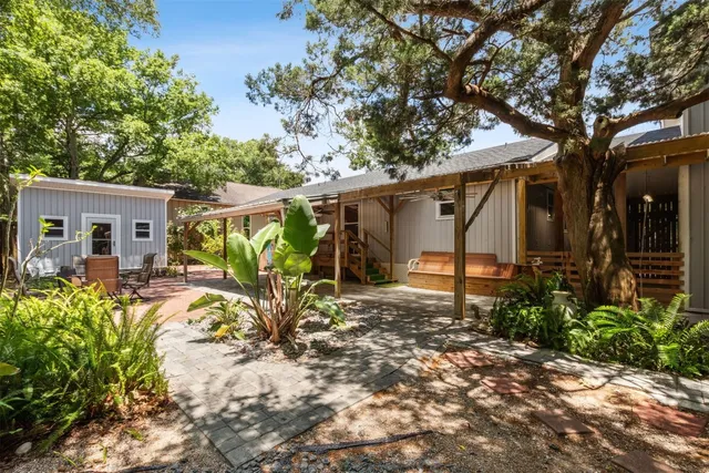 $3,200 | 412 Escambia Street, Fernandina Beach, FL 32034