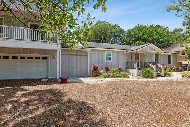 $3,200 | 412 Escambia Street, Fernandina Beach, FL 32034