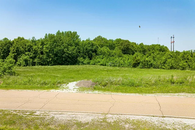 $3,518,750 | 0 Interstate 40, Holladay, TN 38341