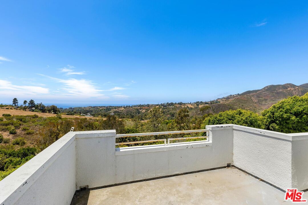 6081 Cavalleri Road Malibu, CA 90265 - Photo 40 of 52