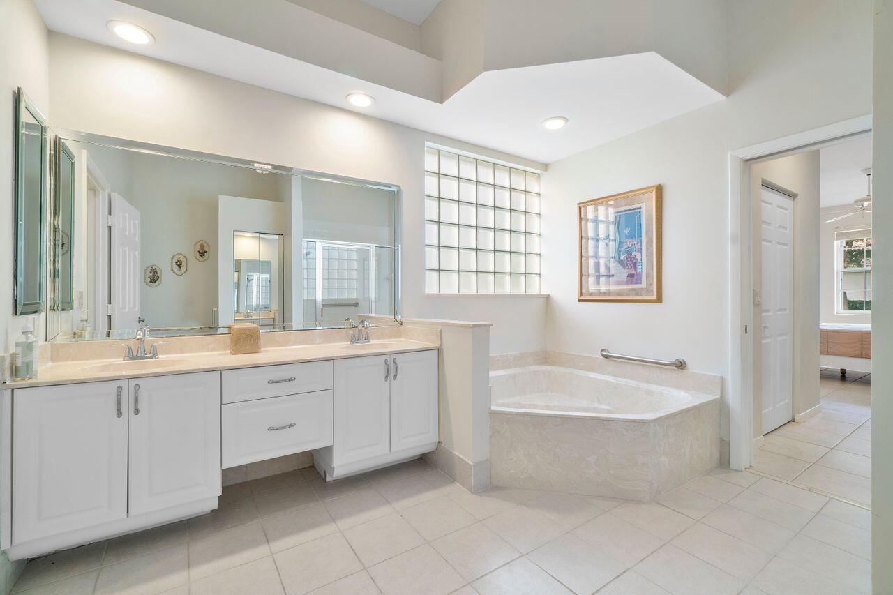 23334 Alora Drive Boca Raton, FL 33433 - Photo 27 of 44 23334_Alora_Dr_11