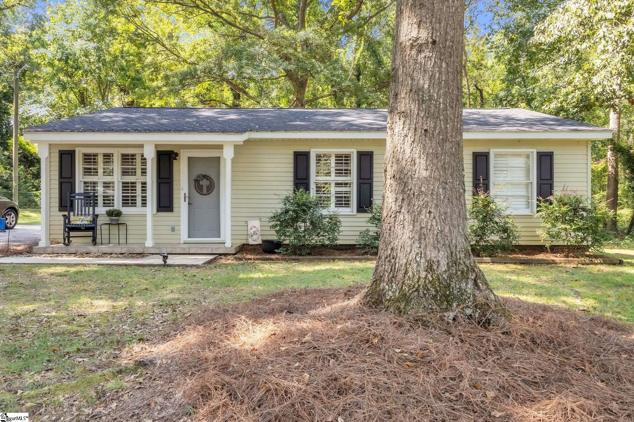 63 Sugar Creek Road Laurens, SC 29360 - Photo 1 of 8