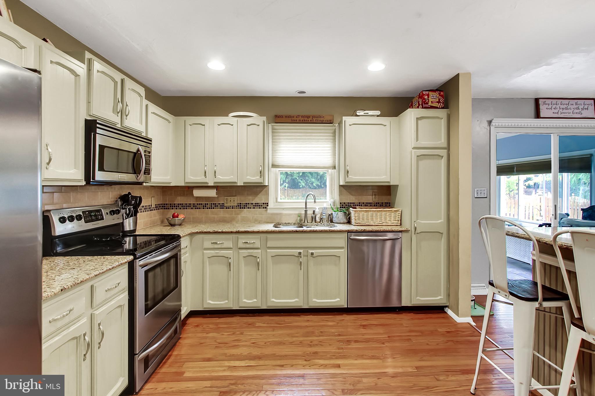 1925 Cedar Drive Spring Grove, PA 17362 - Photo 4 of 25