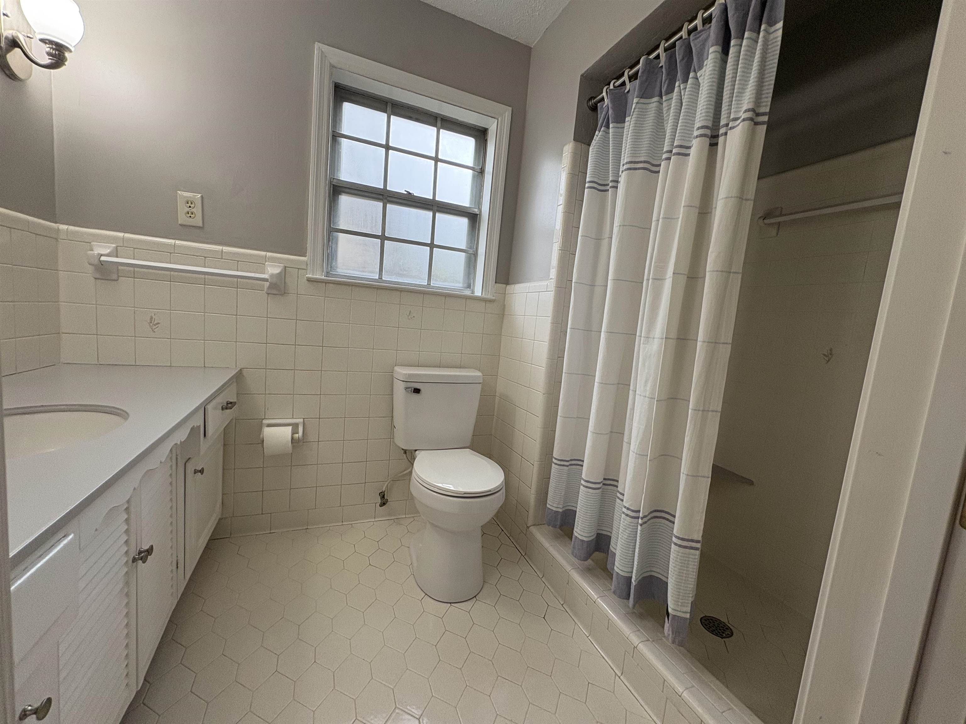 5459 Knight Arnold Road Memphis, TN 38115 - Photo 25 of 38