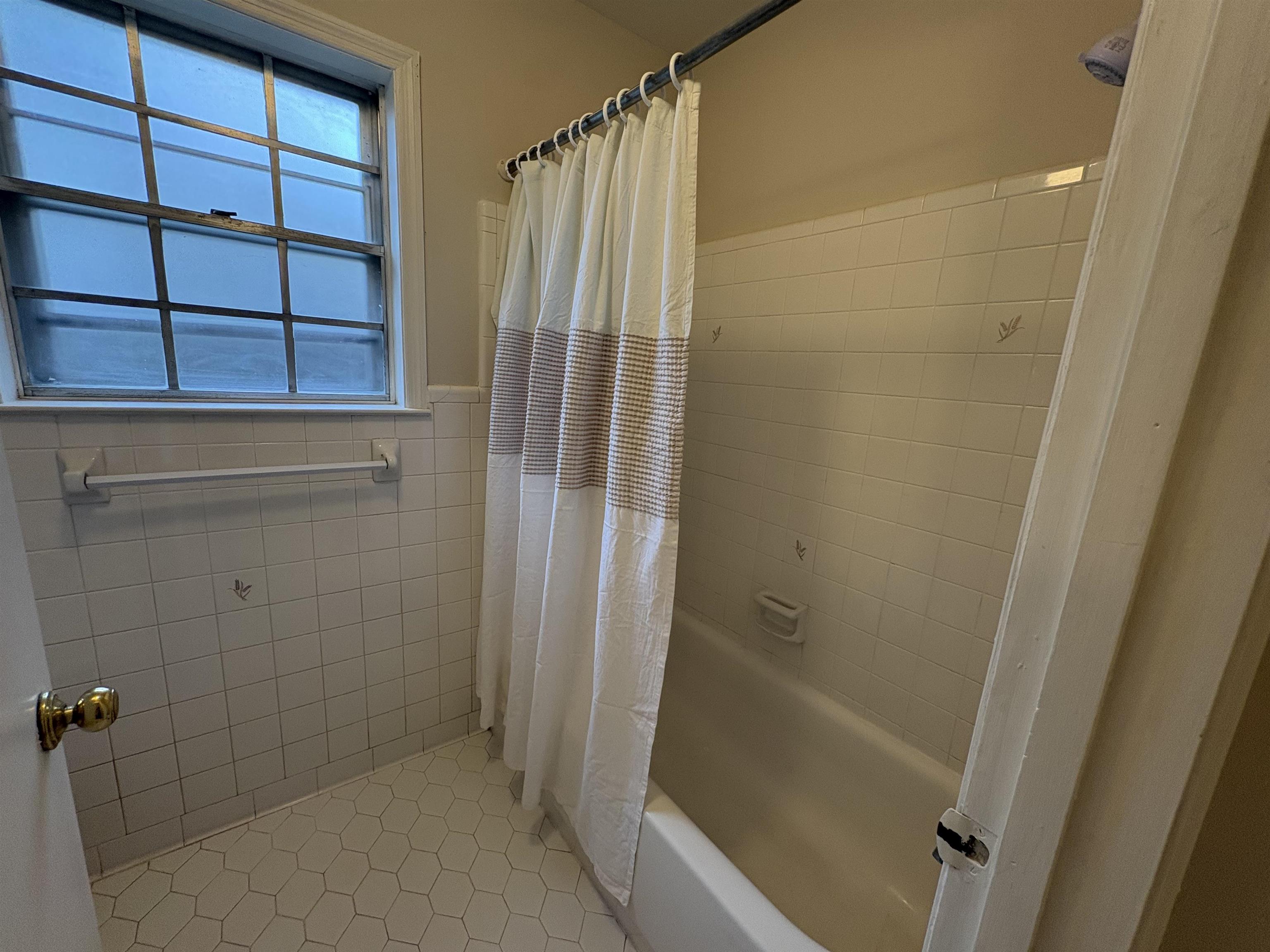 5459 Knight Arnold Road Memphis, TN 38115 - Photo 31 of 38