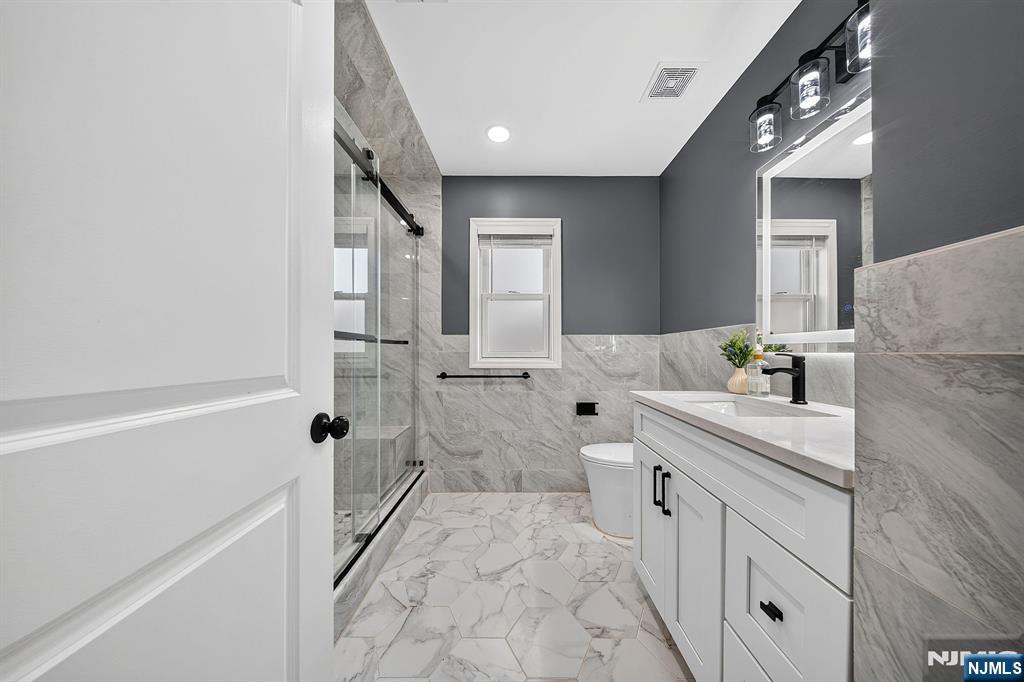119 Rock Hill Road Clifton, NJ 07013 - Photo 21 of 44 Gallery Image 21
