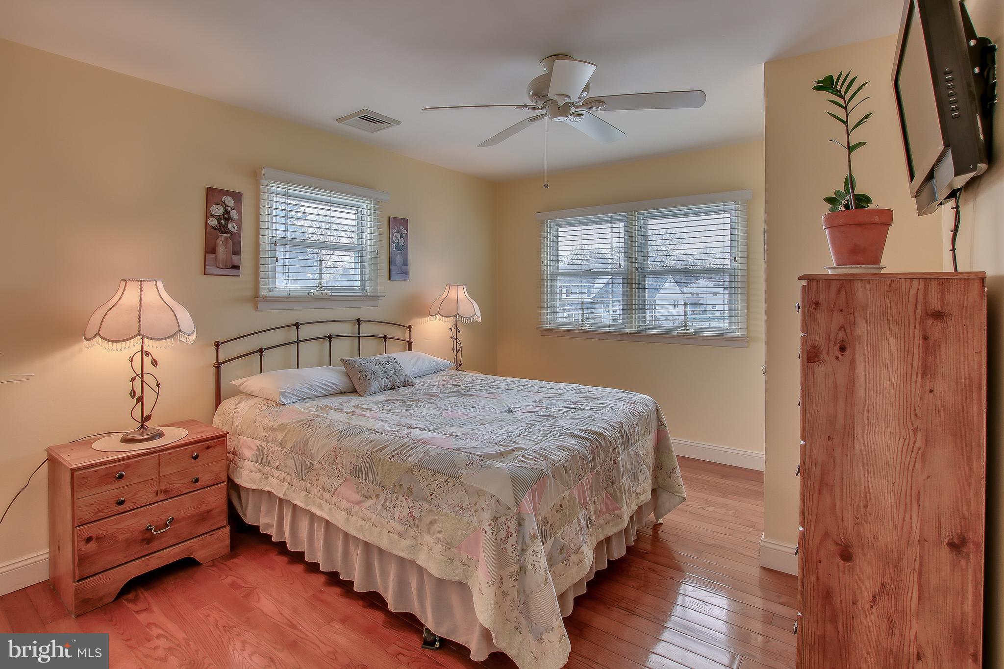 987 Windsor Road Warminster, PA 18974 - Photo 34 of 47